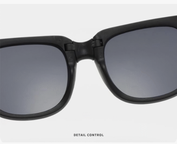 kids folding sunglasses